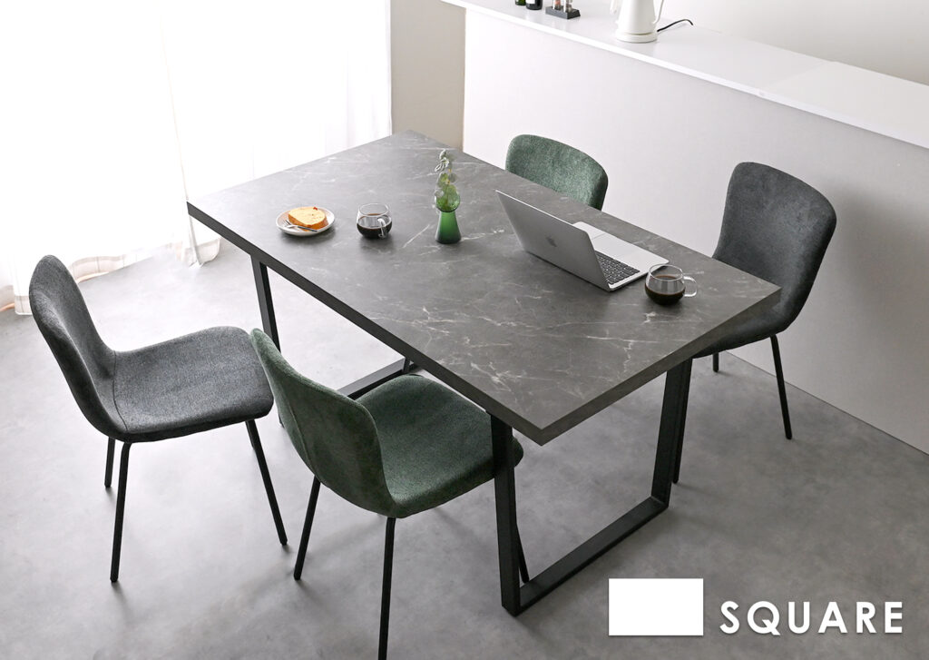 四角形テーブル