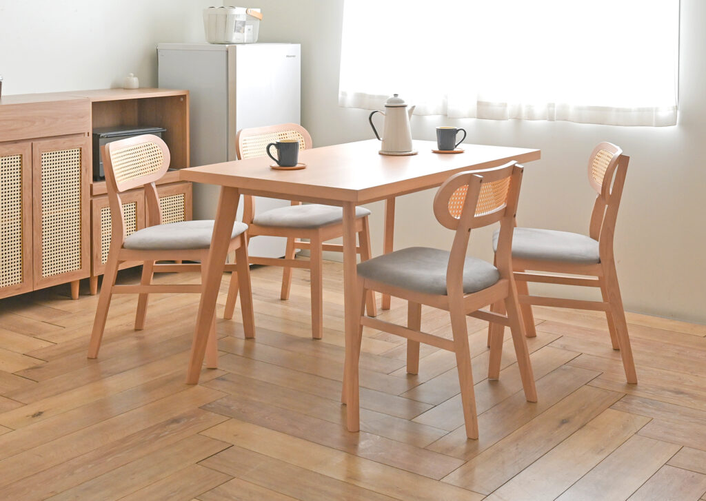 2〜4人暮らしの “ダイニングのある生活”